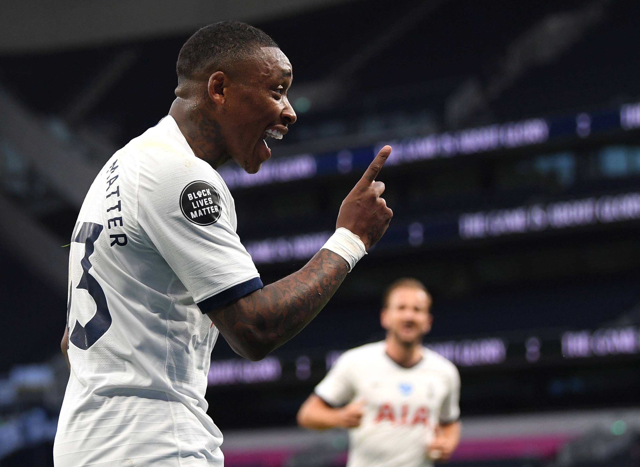 巴拉圭球员在法国联赛中崭露头角(巴拉圭球员在法国联赛中崭露头角的是谁) 巴拉圭球员在法国联赛中崭露头角(巴拉圭球员在法国联赛中崭露头角的是谁)