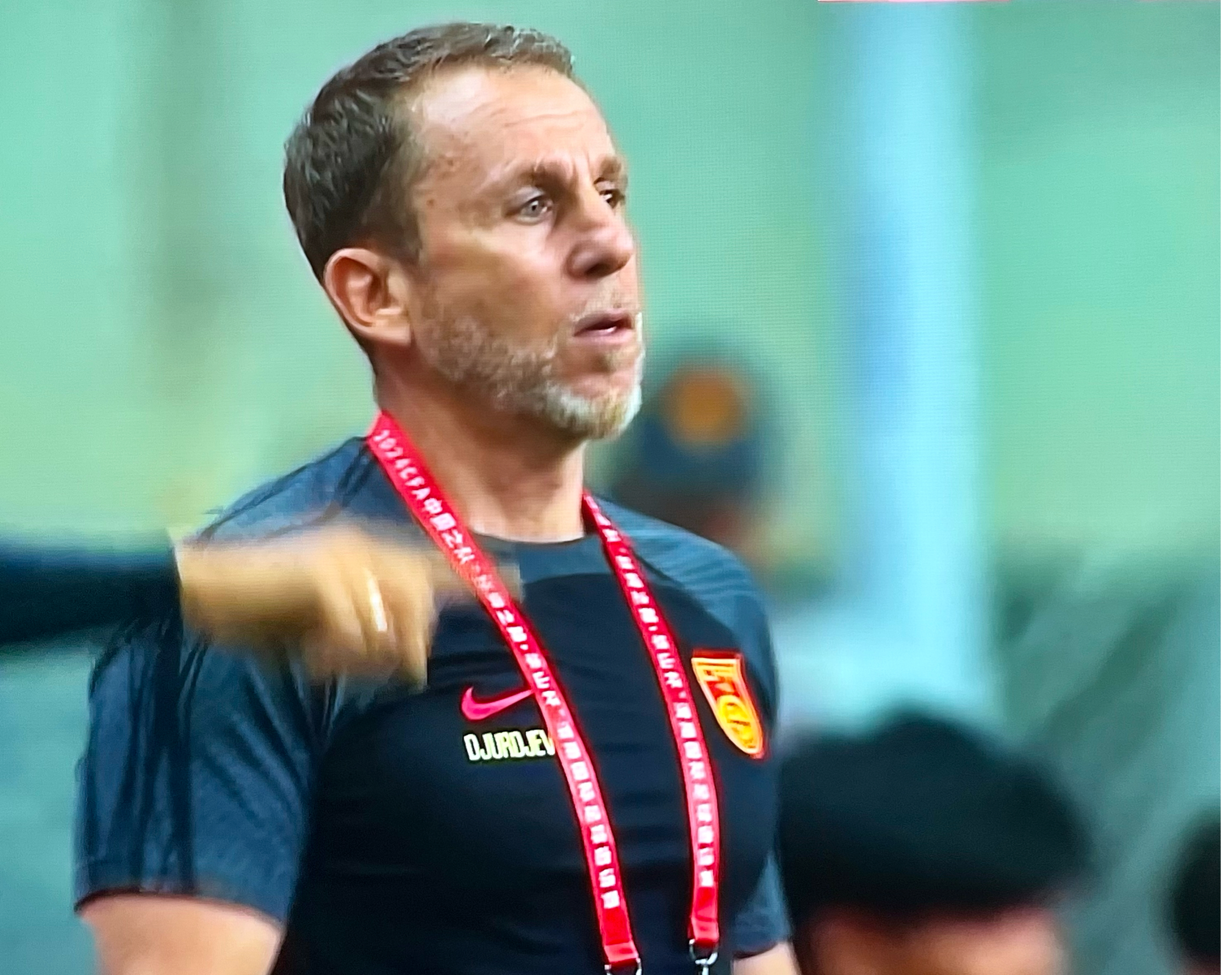 包含西悉尼流浪者外援训练状态火热，世俱杯淘汰赛关键战的词条