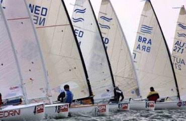 芬兰举重选手超水平表现,夺得亚军 芬兰举重选手超水平表现,夺得亚军