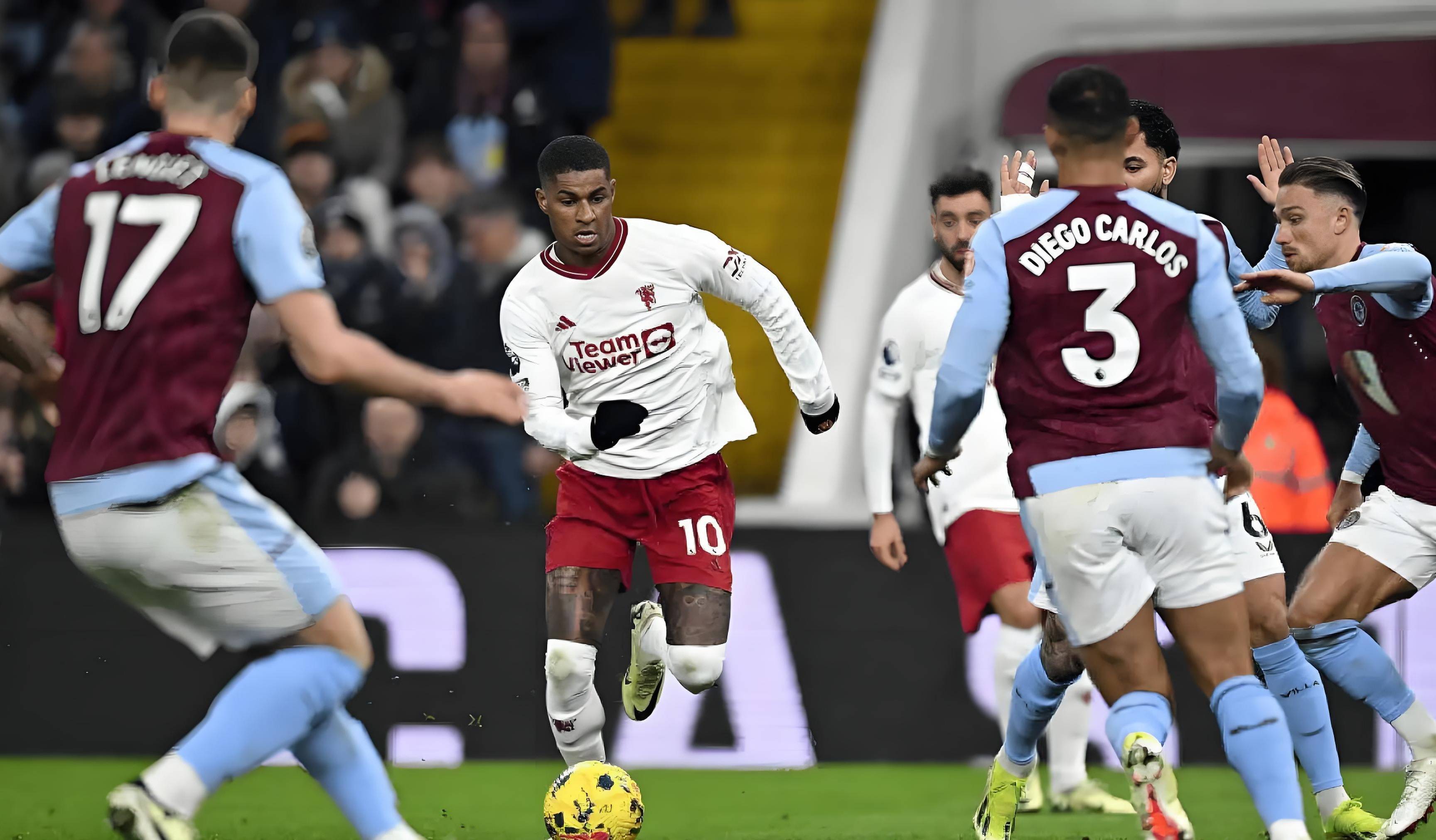 关于曼联又胜一仗,榜首之争愈发激烈的信息 关于曼联又胜一仗,榜首之争愈发激烈的信息