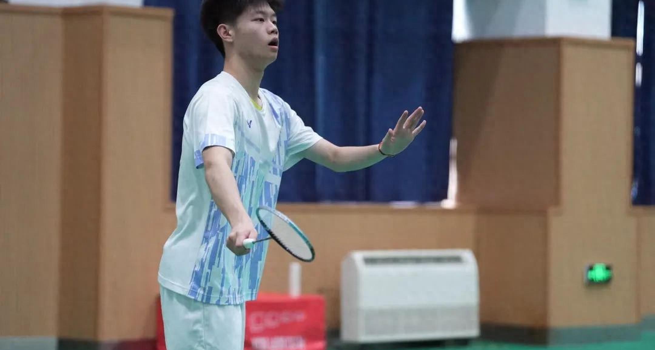 羽毛球男单选手在比赛中实现逆袭 羽毛球男单选手在比赛中实现逆袭