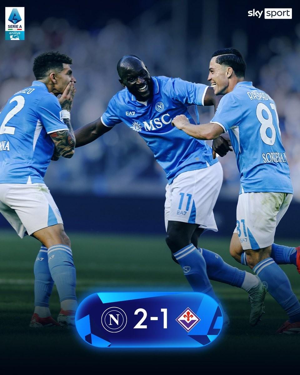 那不勒斯阵中新援连入两球,率领球队战胜对手 那不勒斯阵中新援连入两球,率领球队战胜对手