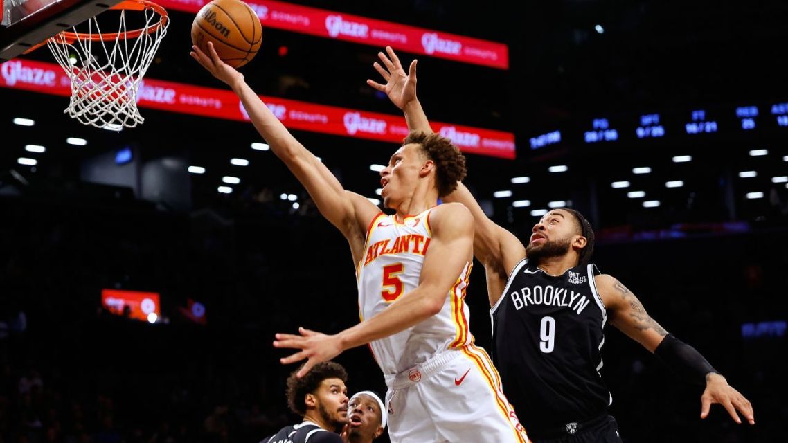 火箭客场不敌老鹰，遭遇两连败