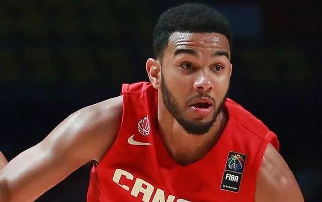 法国球员因伤退出,希望加拿大篮球队逆袭的简单介绍 法国球员因伤退出,希望加拿大篮球队逆袭的简单介绍