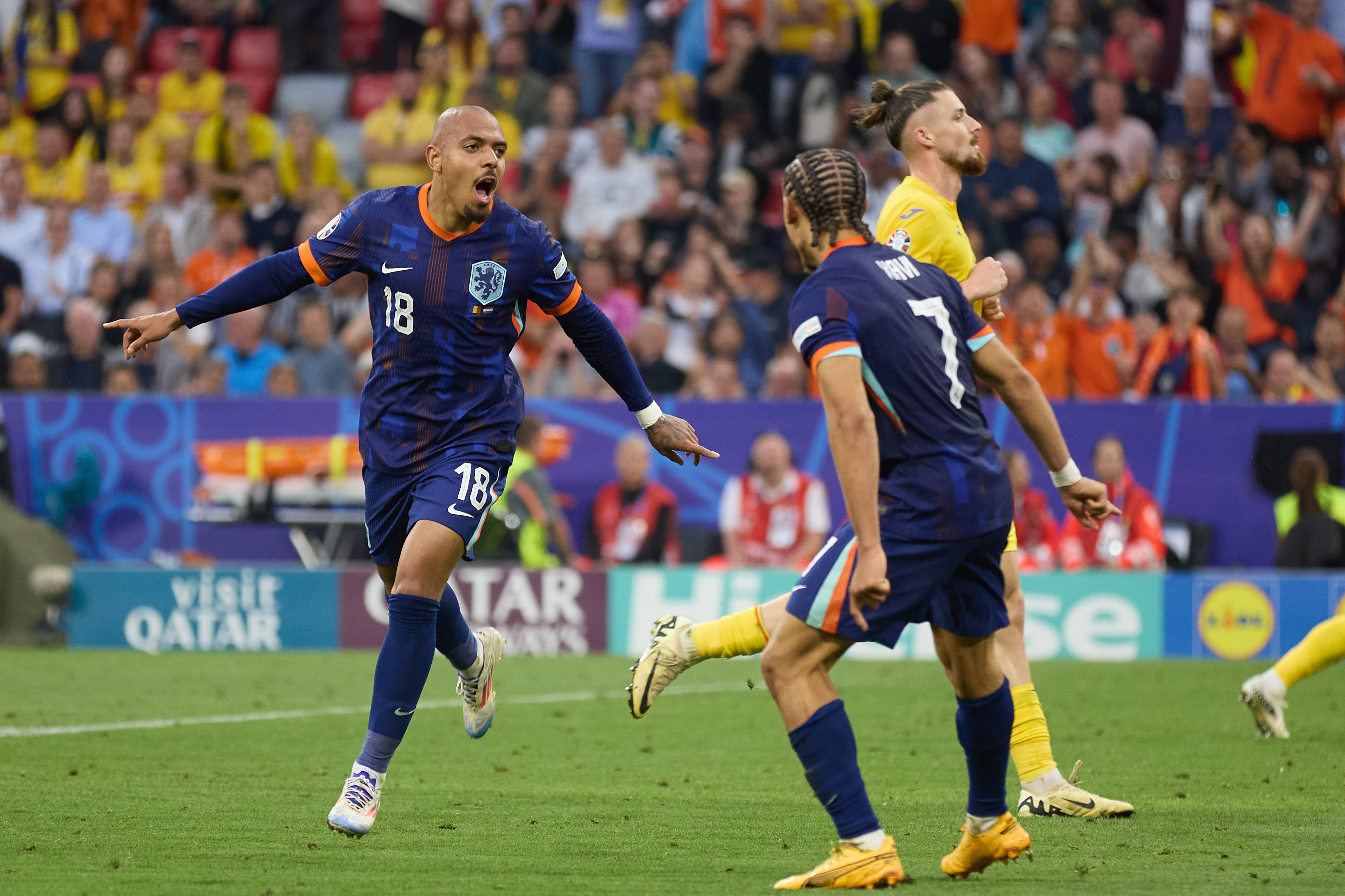 荷兰队击败劲敌,晋级半决赛 荷兰队击败劲敌,晋级半决赛