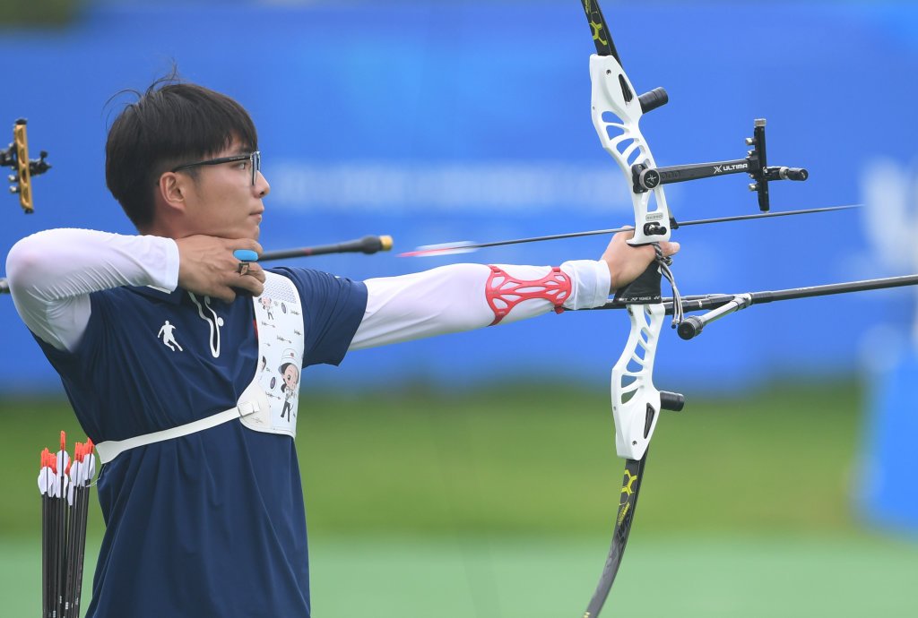 中国选手在射箭比赛中表现出色 中国选手在射箭比赛中表现出色