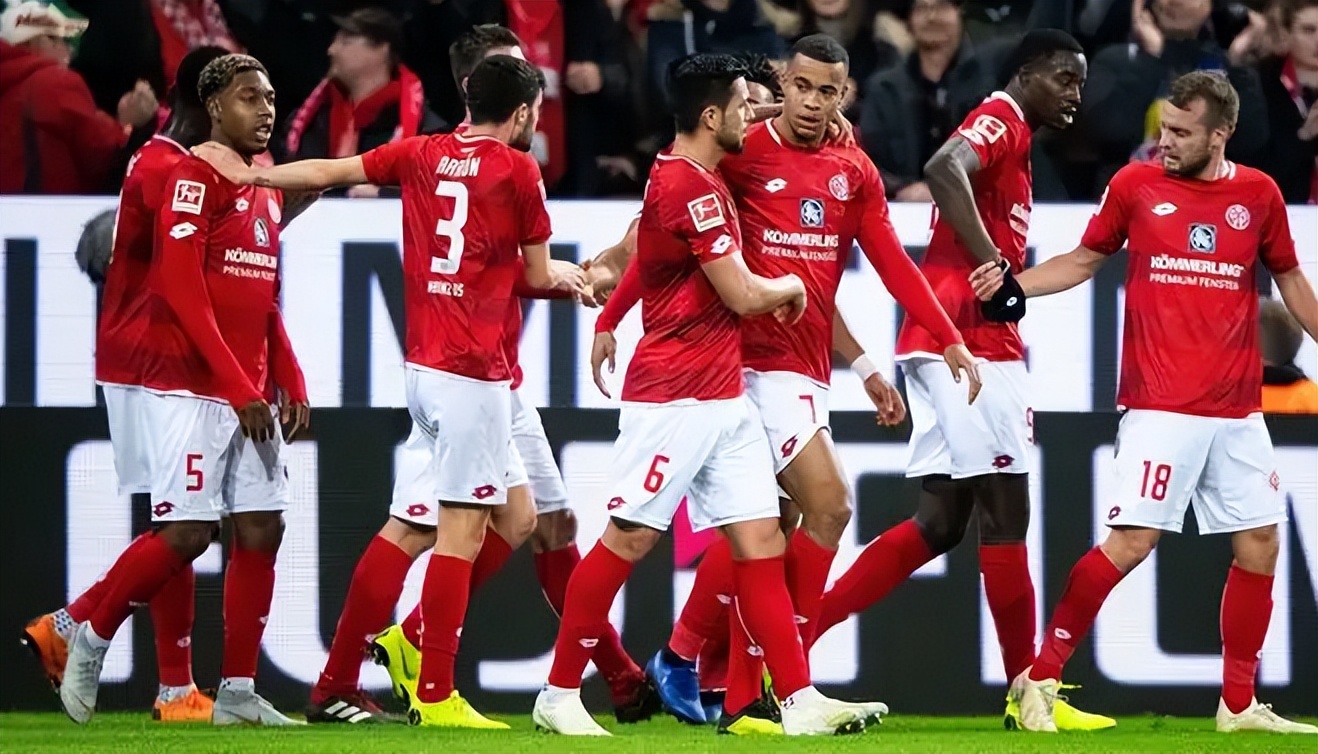 波鸿客场负于对手,积分榜位置受挑战 波鸿客场负于对手,积分榜位置受挑战