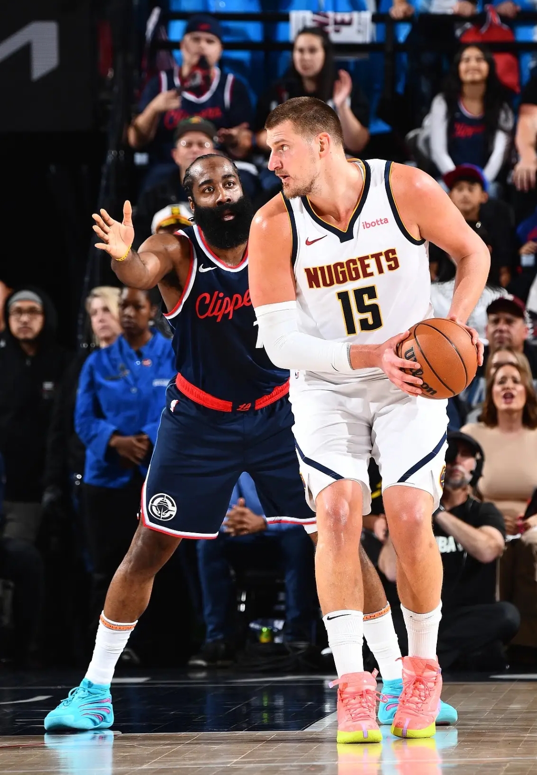 包含快船轻取篮网,哈雷尔爆发进攻火力的词条 包含快船轻取篮网,哈雷尔爆发进攻火力的词条