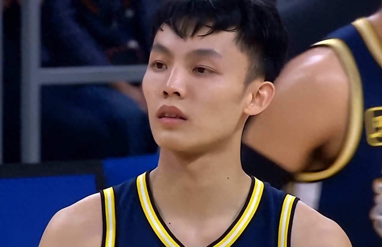 浙江男篮客场惨败海南,遭遇两连败 浙江男篮客场惨败海南,遭遇两连败